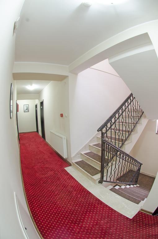 Hotel Konak 科尼茨 外观 照片